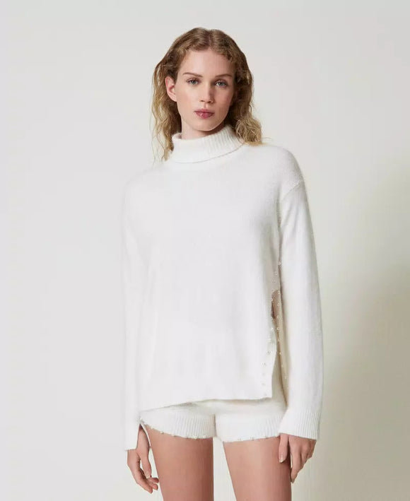 TWS-242TT3291 WHITE KNIT TURTLENECK