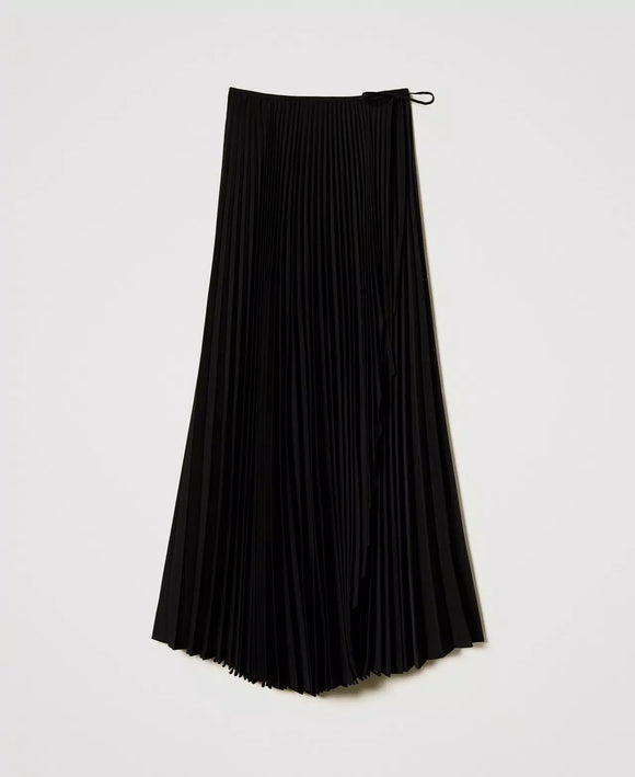 TWS-251TP2424 BLACK PLEATED WRAP SKIRT